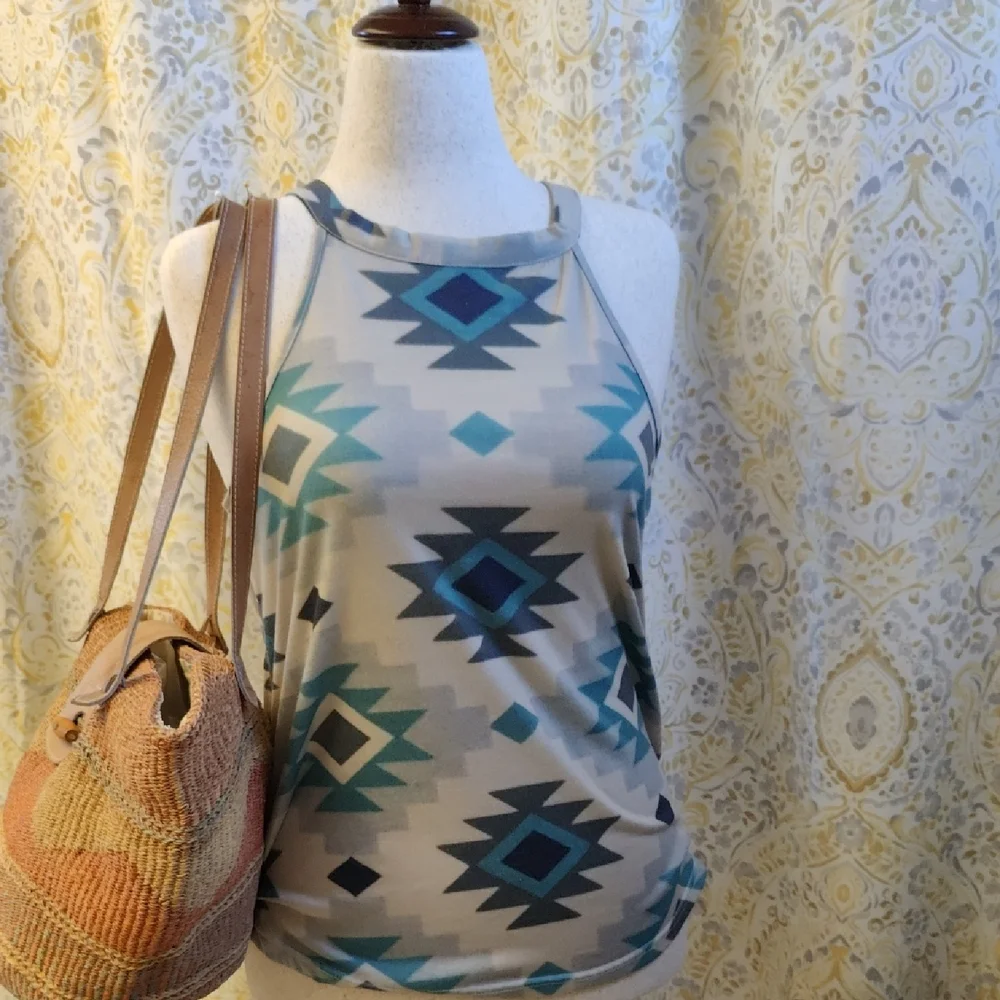Geometric Patterned Halter Top - Picture 1 of 4